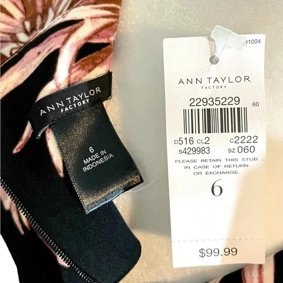 NWT Ann Taylor Chrysanthemum Floral Print Sleeveless Dress - Picture 2 of 3